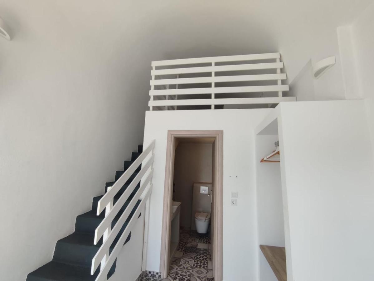 Fira Exo Katikies- Urban Fira Daire Dış mekan fotoğraf