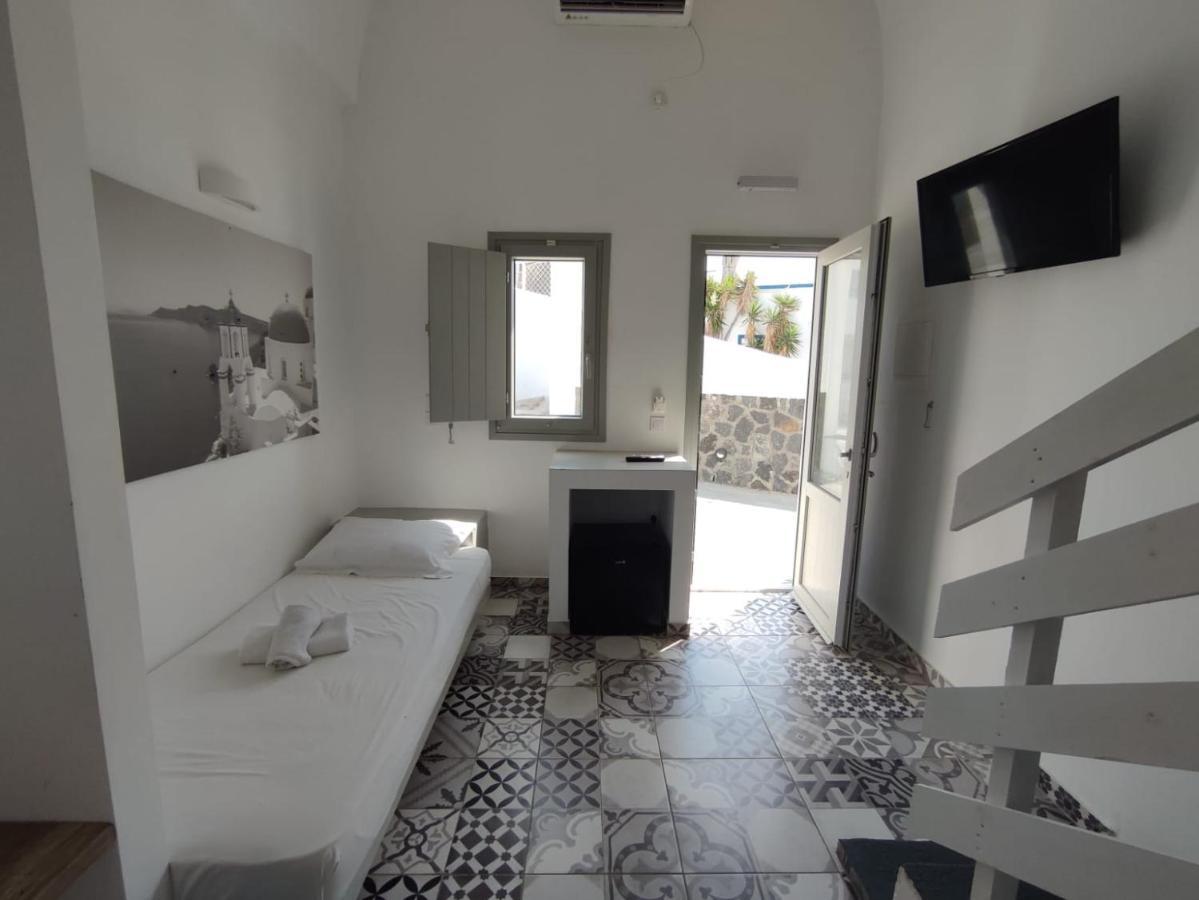 Fira Exo Katikies- Urban Fira Daire Dış mekan fotoğraf
