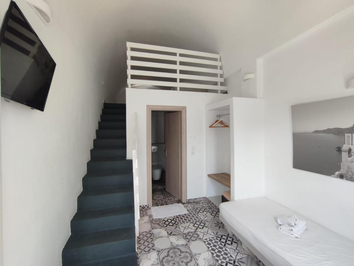 Fira Exo Katikies- Urban Fira Daire Dış mekan fotoğraf